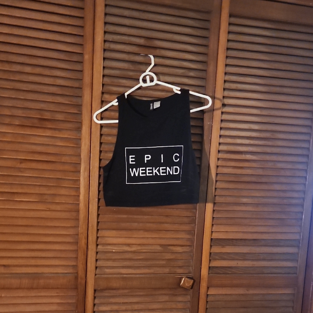 H&M Black Crop Top - Epic Weekend